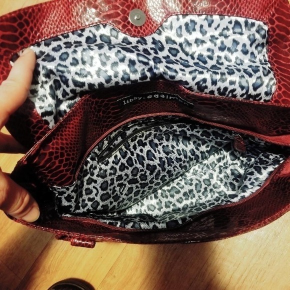 Libby. Edelman red snakeskin like purse - Picture 4 of 5